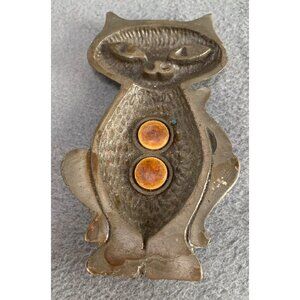 Vintage Cast Iron Cat-Shaped Dish With Amber Accents